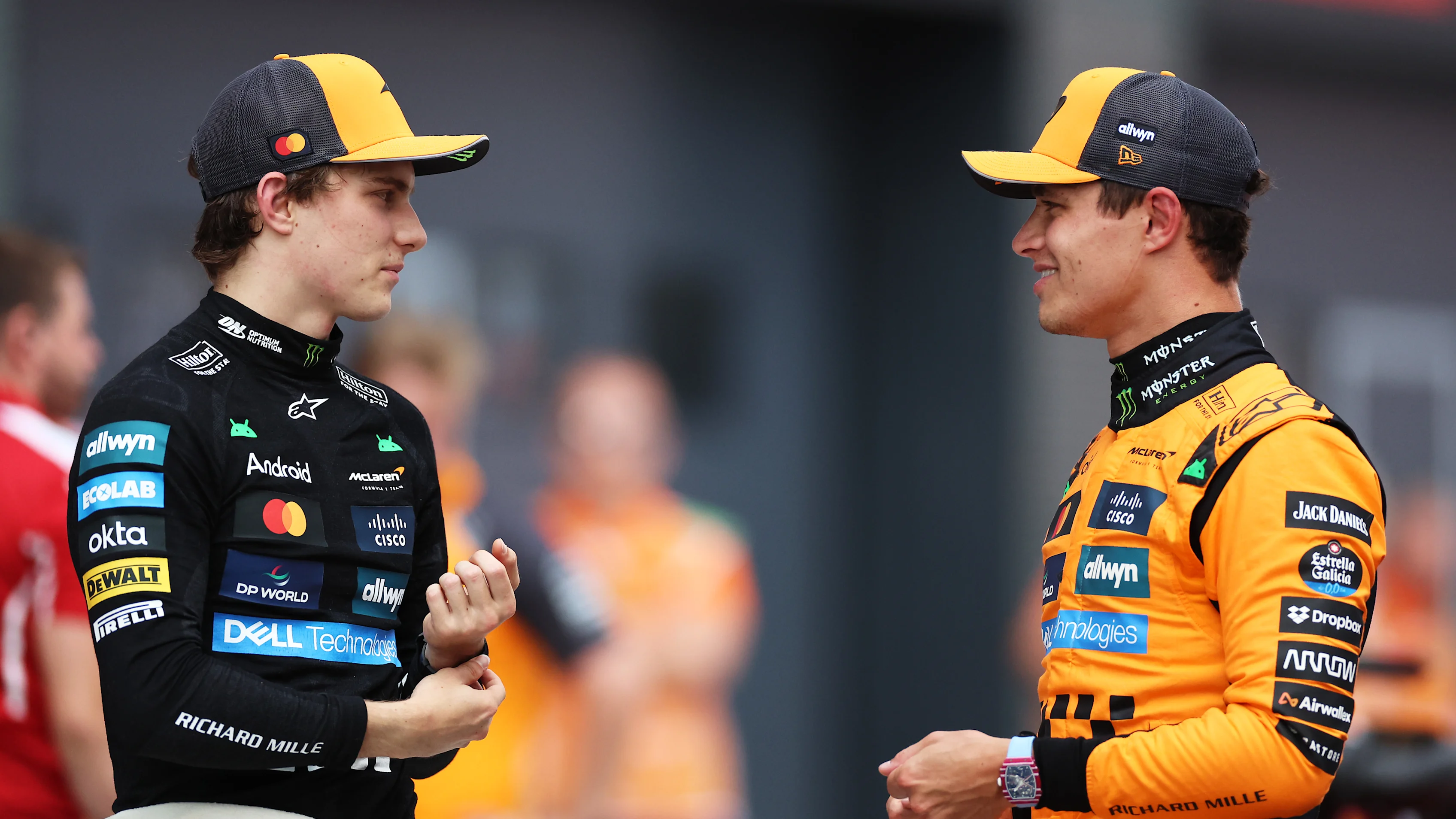 Budapest, Hungría - 02 de agosto: Segundo clasificador Oscar Piastri de Australia y McLaren y