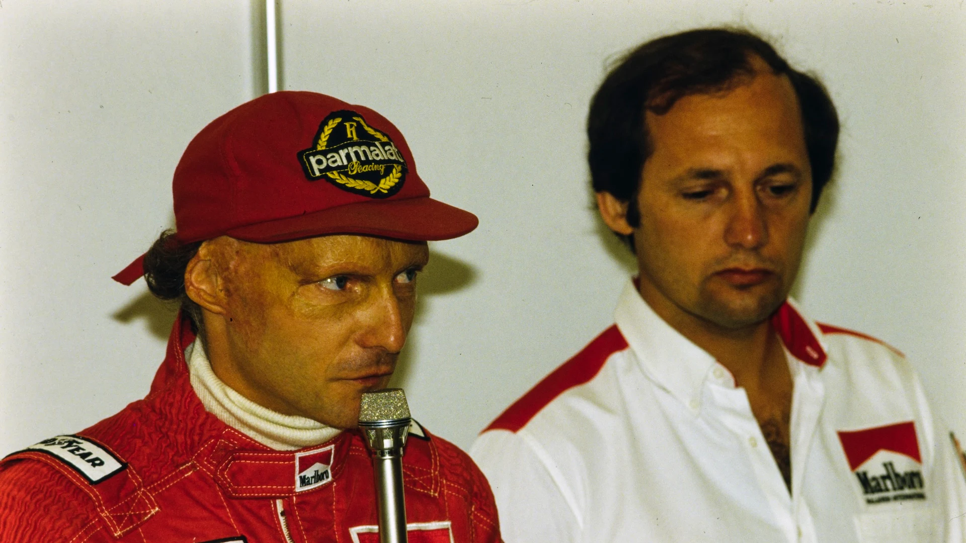 Red Bull Ring, Austria - 18 de agosto: Niki Lauda, ​​junto a Ron Dennis, anunciando su segundo