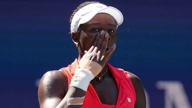 Victoria Mboko perdió en sets directos a Barbora Krejcikova