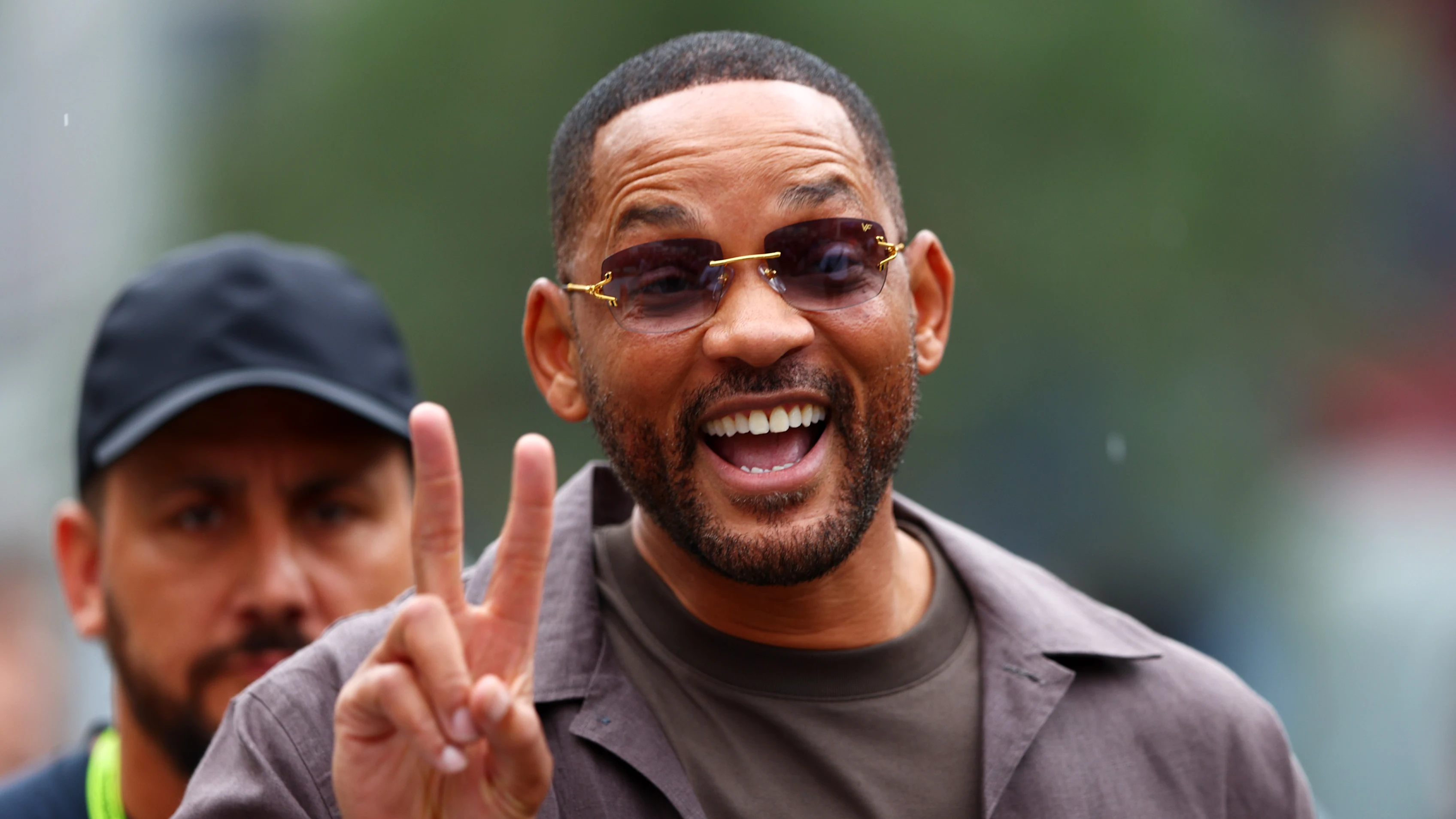 Bakú, Azerbaiyán - 14 de septiembre: Will Smith camina en el paddock antes de la práctica final antes de