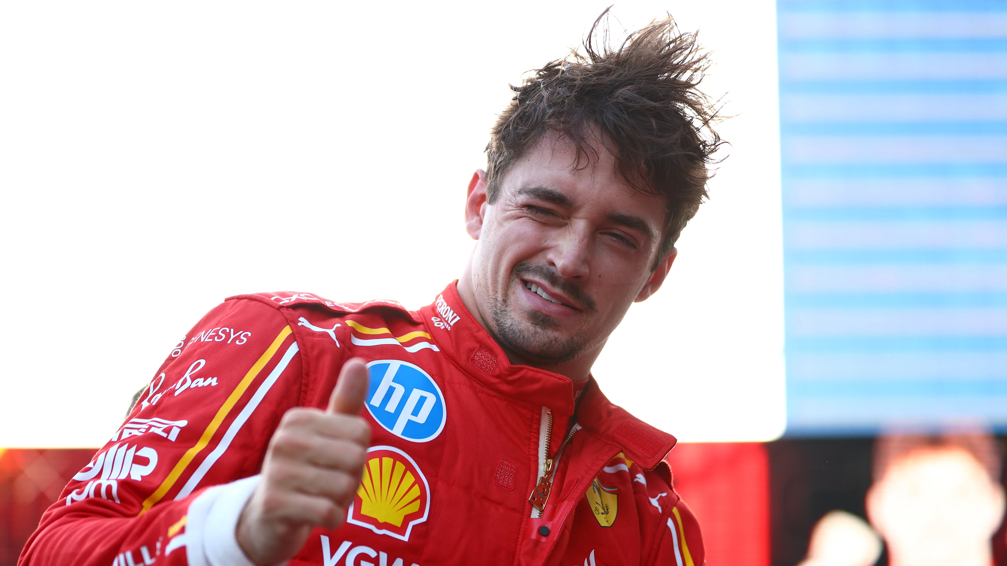 Bakú, Azerbaiyán - 14 de septiembre: Calificador de la pole Charles Leclerc de Mónaco y Ferrari