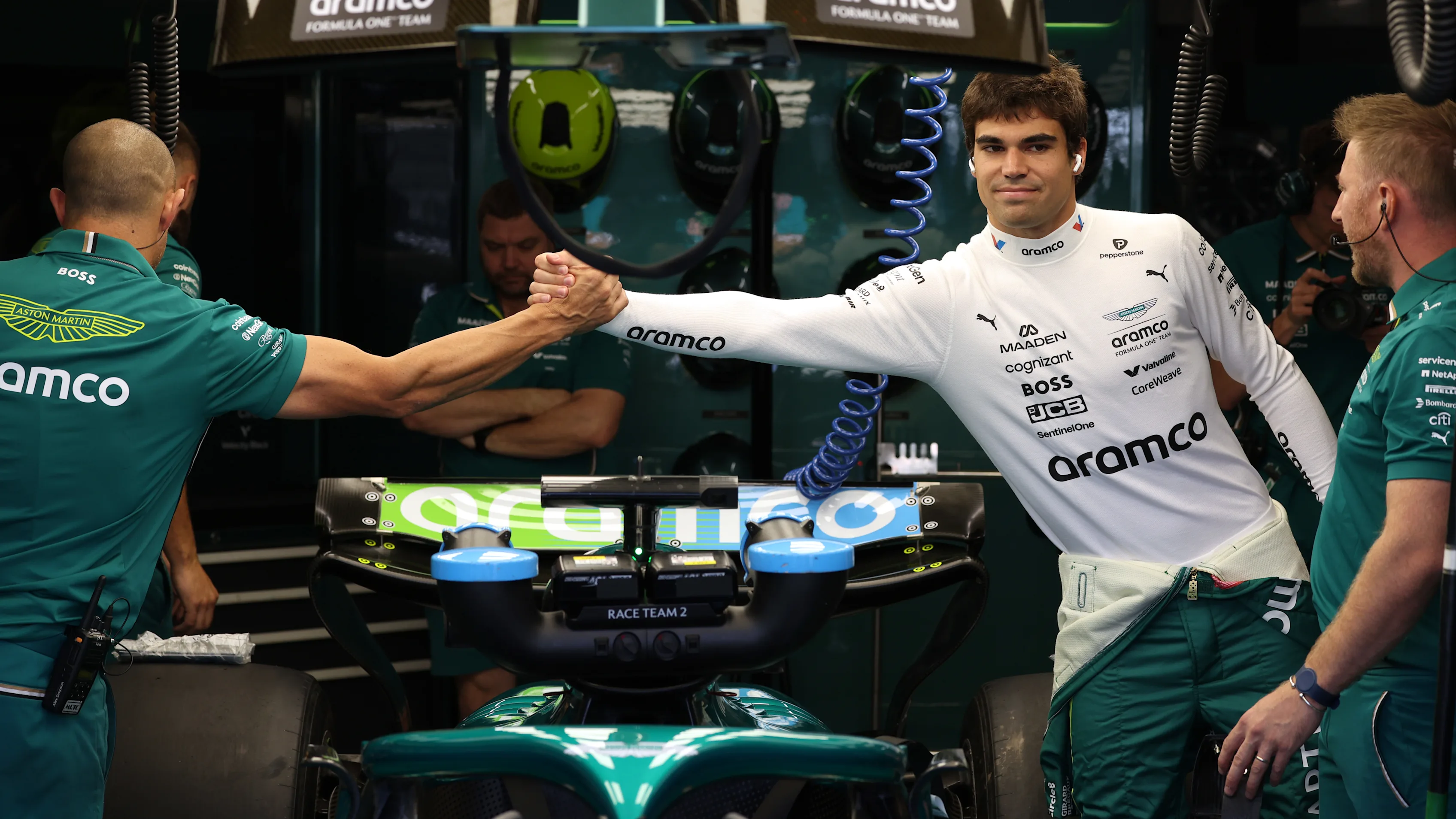 Zandvoort, Países Bajos - 30 de agosto: Lance Stroll of Canada y Aston Martin F1 Team gracias