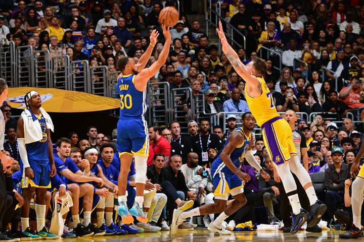 Steph Curry y Luka Doncic