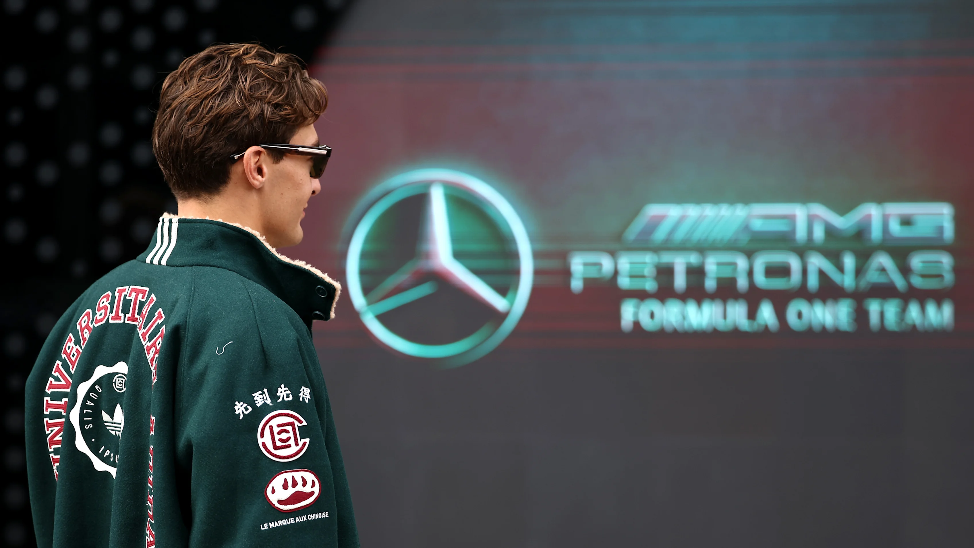 AUSTIN, TEXAS - 16 DE OCTUBRE: George Russell de Gran Bretaña y el equipo Mercedes AMG Petronas F1
