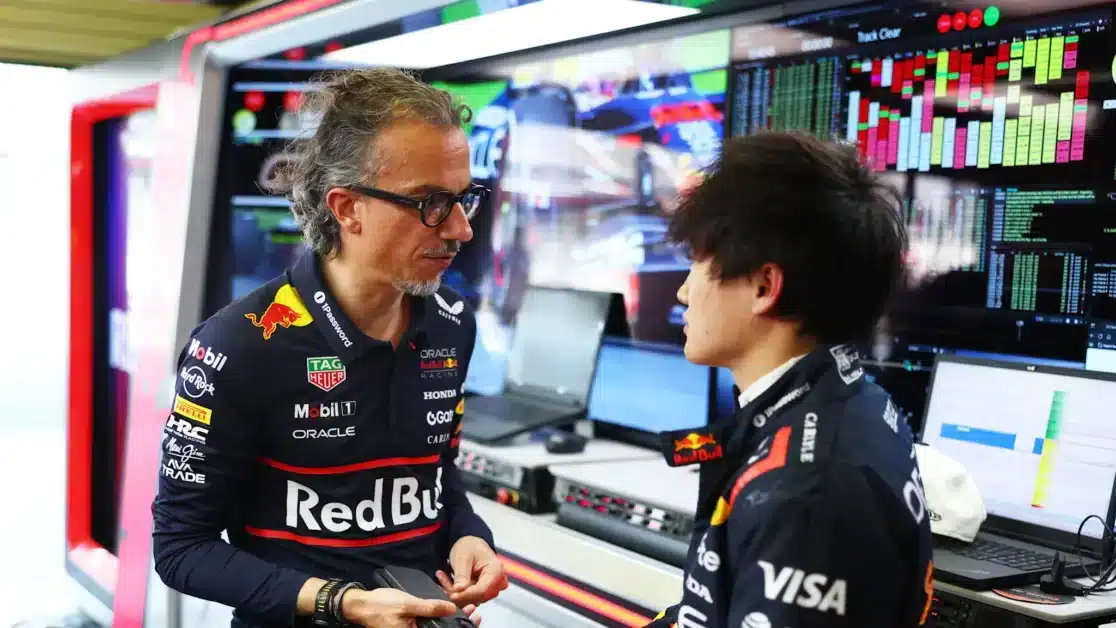 Mekies explica por qué Red Bull “se tomará más tiempo” para decidir la alineación de pilotos de 2026