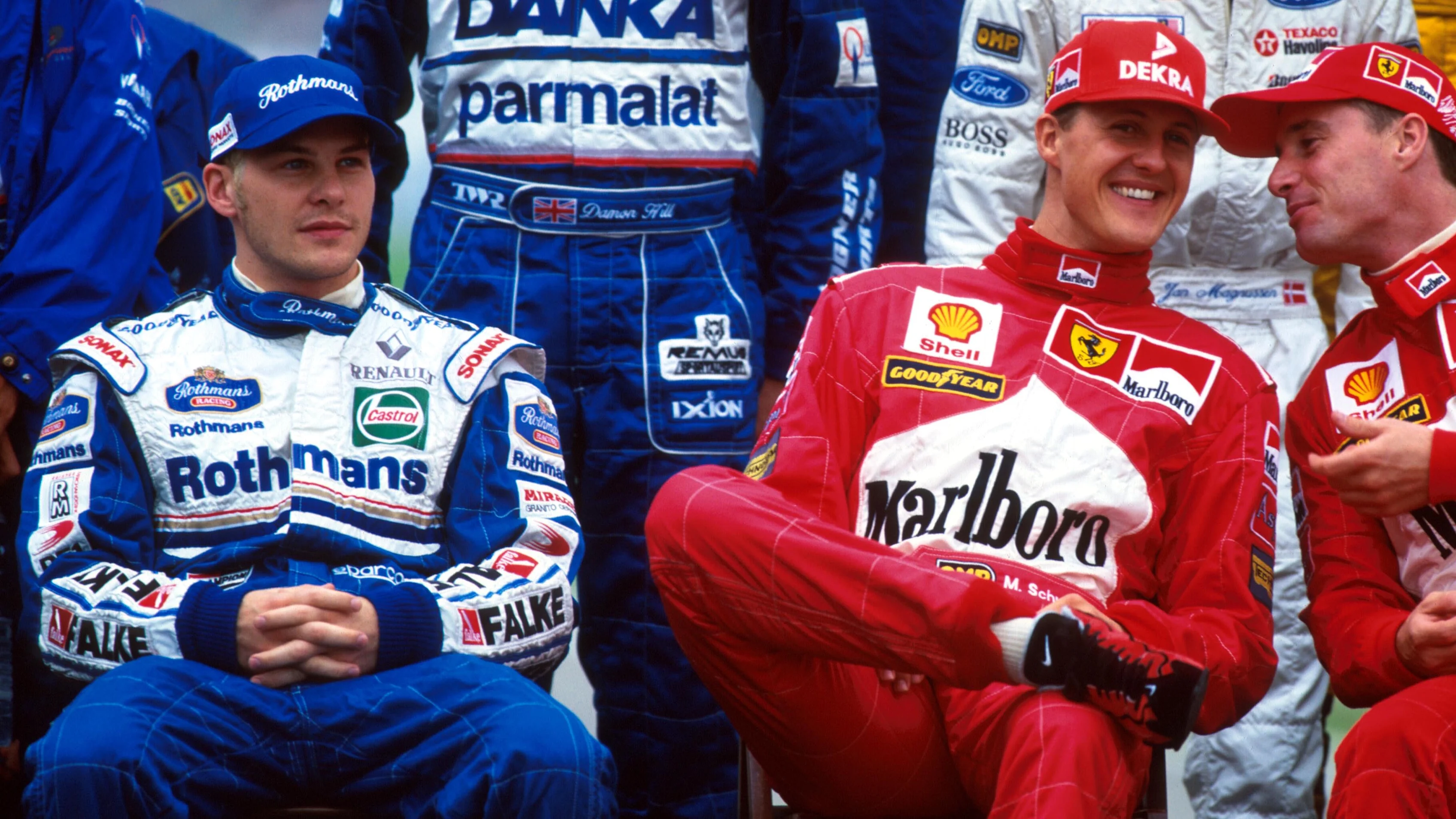 Los dos aspirantes al título, Villeneuve y Schumacher, derecha\rGP de Europa, Jerez, España, 26 de octubre