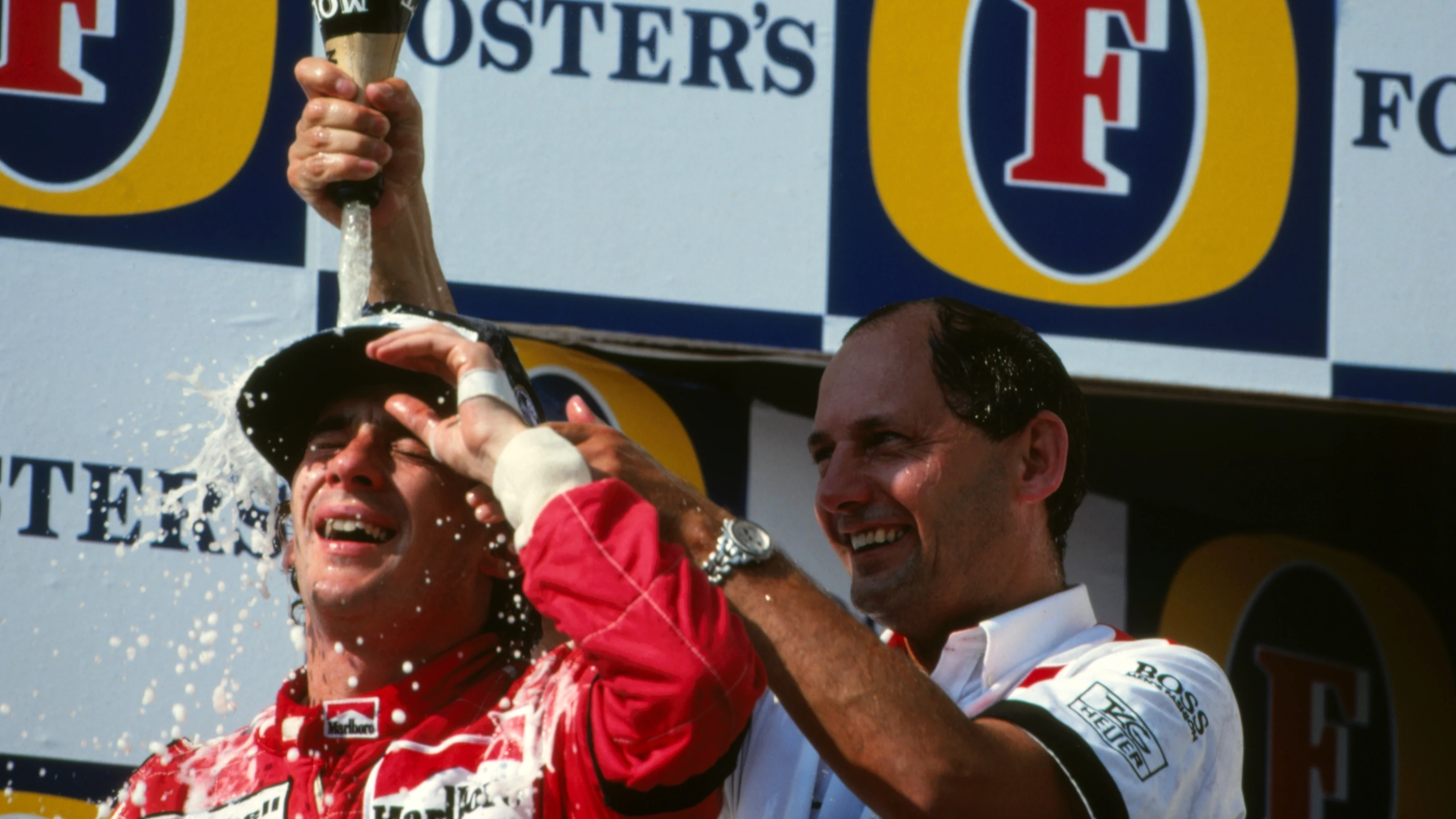 El ganador Ayrton Senna (BRA) McLaren MP4/6 y Ron Dennis (GBR) McLaren director ejecutivo. australiano