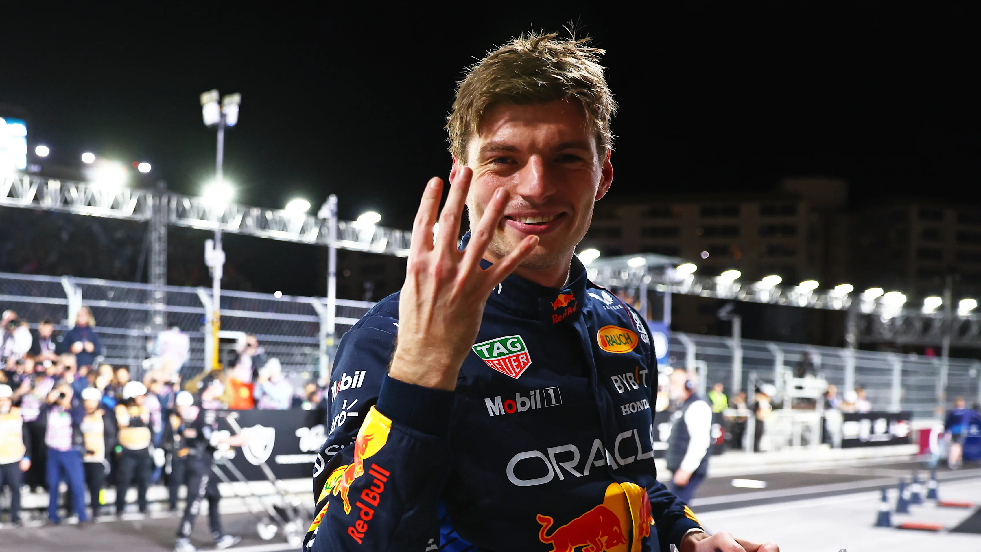 LAS VEGAS, NEVADA - 23 DE NOVIEMBRE: Campeón del mundo de pilotos de F1 2024 Max Verstappen de Holanda