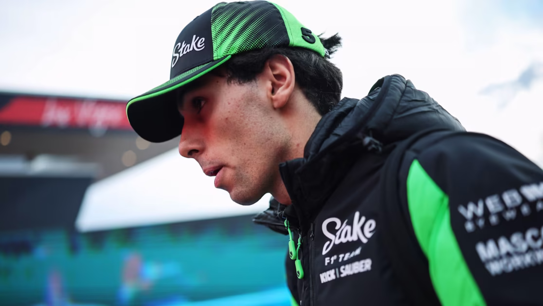 Bortoleto recibió una penalización de cinco puestos en la parrilla de salida por un accidente en la curva 1 con Stroll en Las Vegas