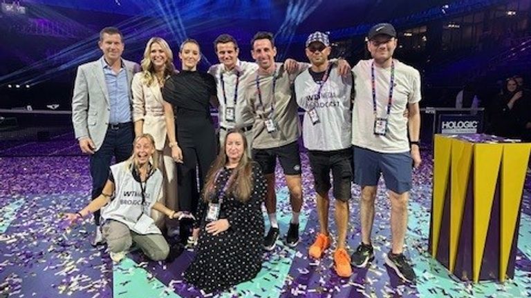 Gigi Salmon, Tim Henman y Laura Robson en las Finales WTA