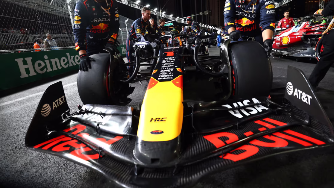 TECH WEEKLY: Cómo los cambios en el alerón delantero de Red Bull han ayudado a la lucha por el título de Verstappen