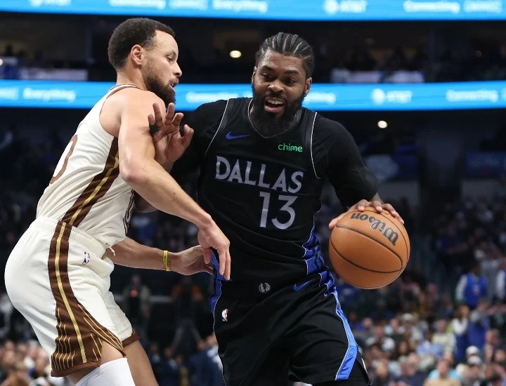 Steph Curry, Naji Marshall