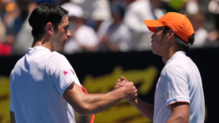 El estudiante Tien venció a Nuno Borges para reservar una reunión en el Abierto de Australia con Daniil Medvedev