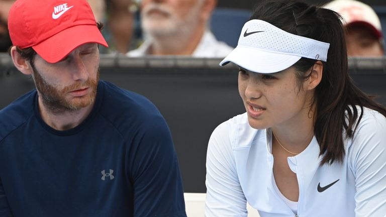 Nick Cavaday ya no entrenará a Emma Raducanu