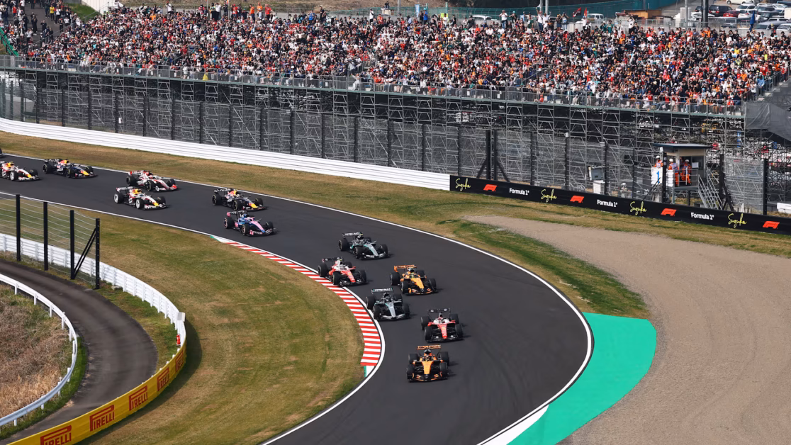 COMIENZO DE LA CARRERA: Mire cómo Piastri toma el liderazgo en Japón mientras la pareja de Mercedes pierde