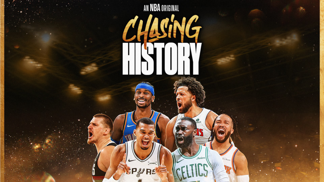 ‘Chasing History’ regresa para los Playoffs de la NBA de 2026. La serie documental de varias partes comienza el 11 de abril en NBA TV y la NBA App y contará con acceso detrás de escena de los playoffs y las Finales de la NBA.