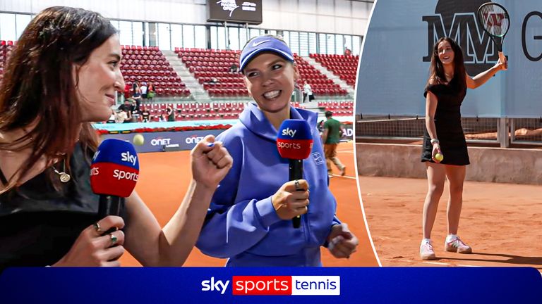 ¡Katie Boulter le da un reconocimiento a Laura Robson por su práctica de servicio con la izquierda!